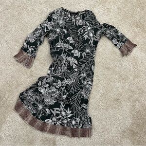 Jenny Helene Women’s Size Medium Rayon Dress Green / Cream, Preowned condition,